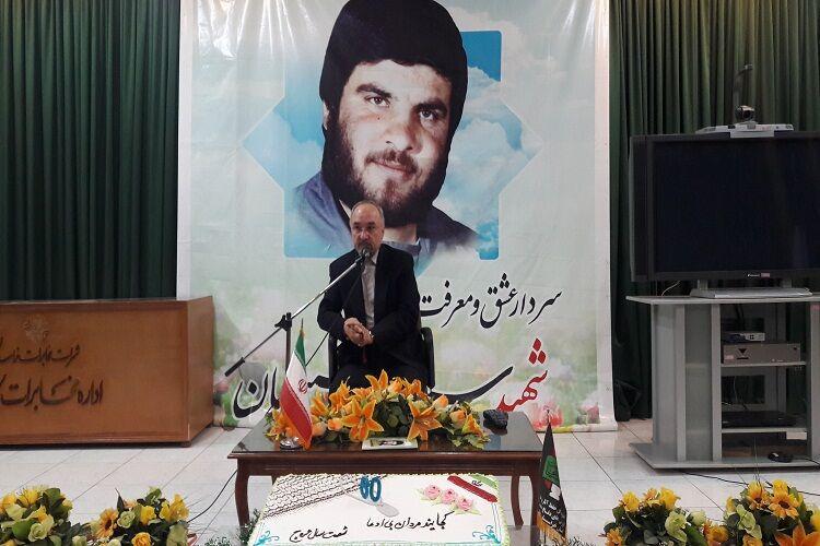 نوک حمله دشمن به سمت باور های ملت ایران است
