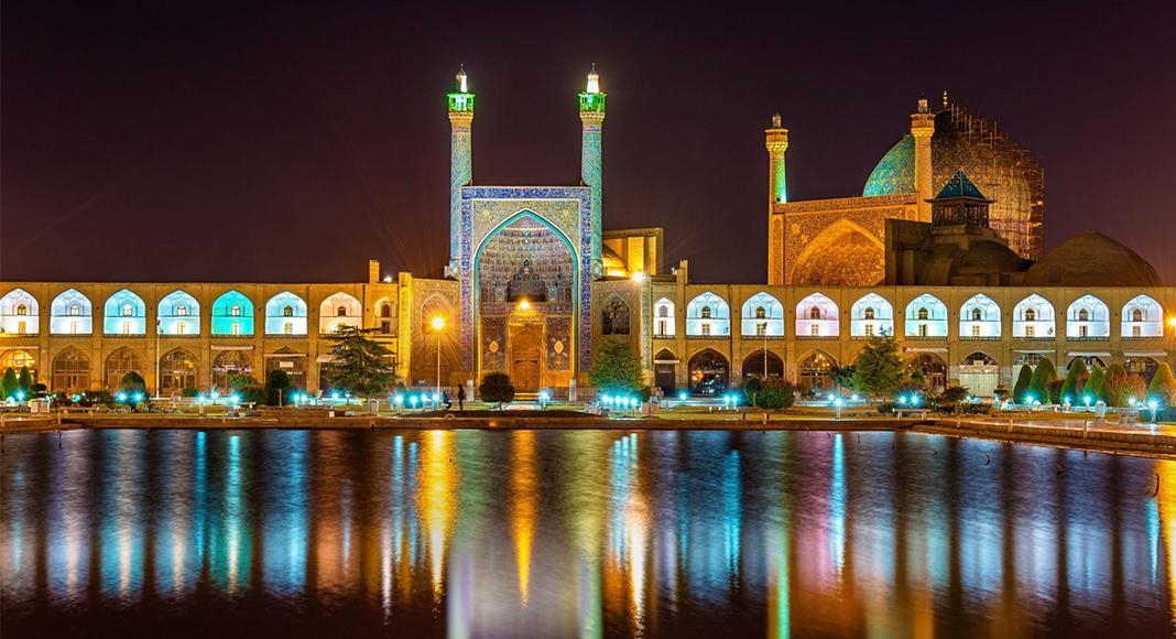 بهترین فصل سفر به اصفهان