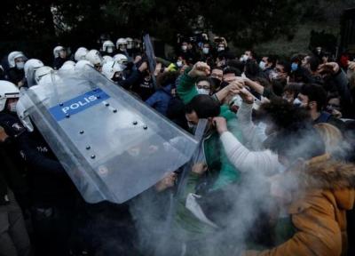 بازداشت 17 دانشجوی ترک پس از تظاهرات در دانشگاه