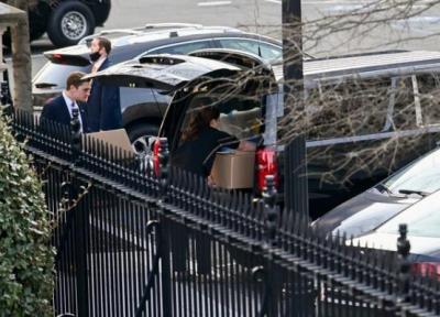 بسته بندی و جمع کردن وسایل ترامپ در کاخ سفید