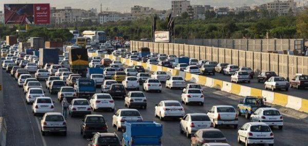 ترافیک سنگین در آزادراه قزوین ، کرج، ممنوعیت تردد در محورهای کندوان و هراز
